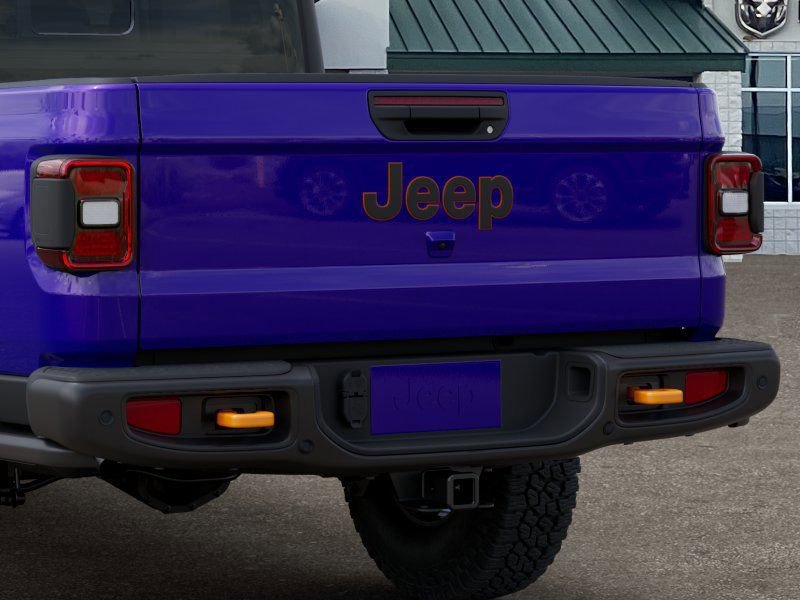 New 2026 Jeep Gladiator Mojave w/ Steel Bumper Group AWD/4WD image 15