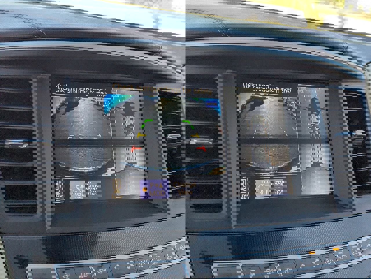 Used 2019 INFINITI QX60 Luxe w/ Essential Package image 24