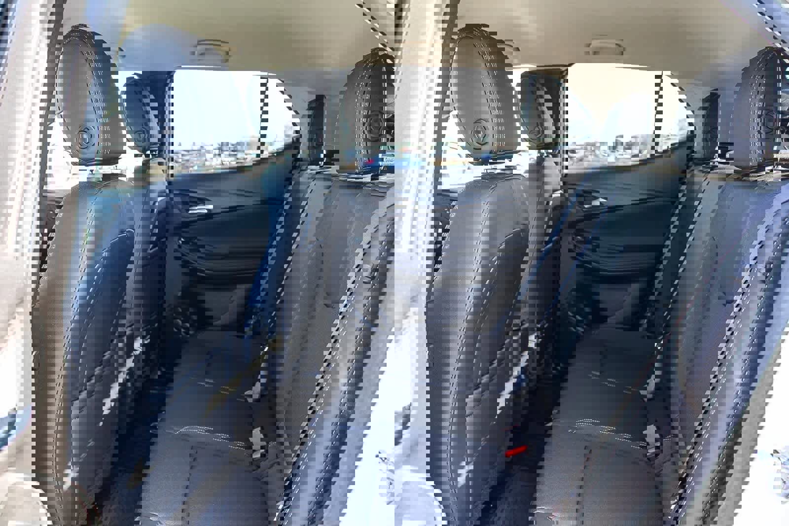 Used 2023 Buick Encore GX Preferred w/ Cold Weather Comfort Package image 13