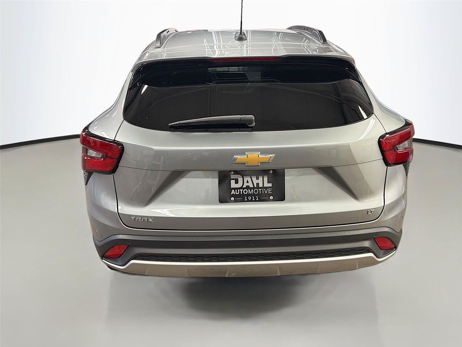 Used 2025 Chevrolet Trax LT w/ Driver Confidence Package FWD image 11