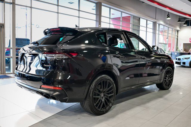 Used 2022 Maserati Levante Modena AWD/4WD image 5