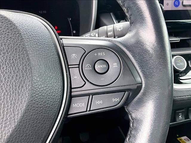 Used 2023 Toyota Corolla Cross XLE FWD image 21