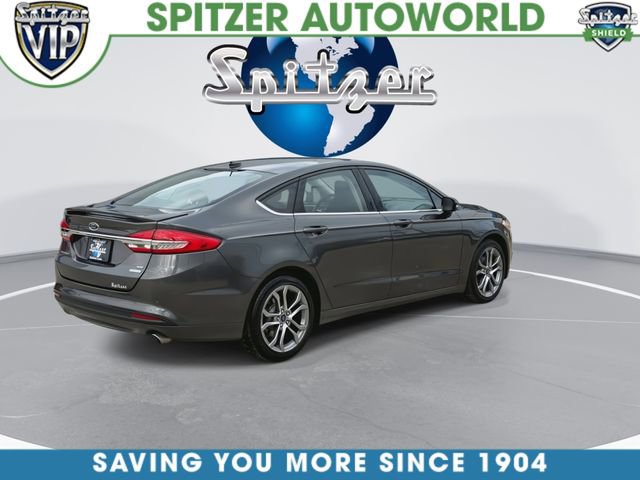 Used 2017 Ford Fusion SE w/ Equipment Group 201A image 9