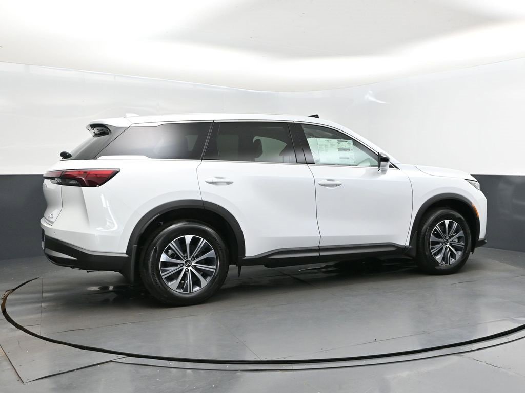 New 2026 INFINITI QX60 Pure image 8