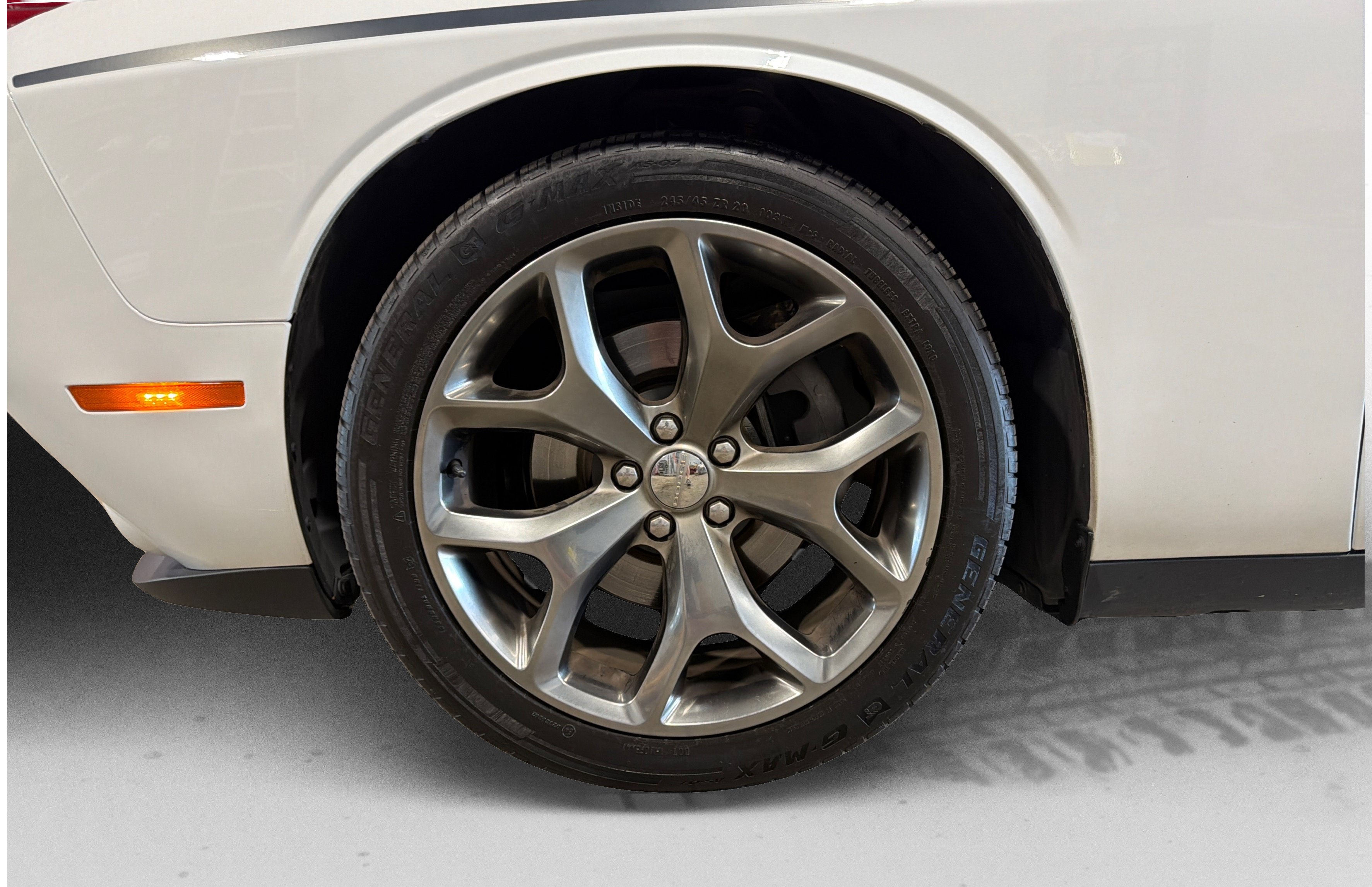 Used 2016 Dodge Challenger SXT Plus RWD image 44