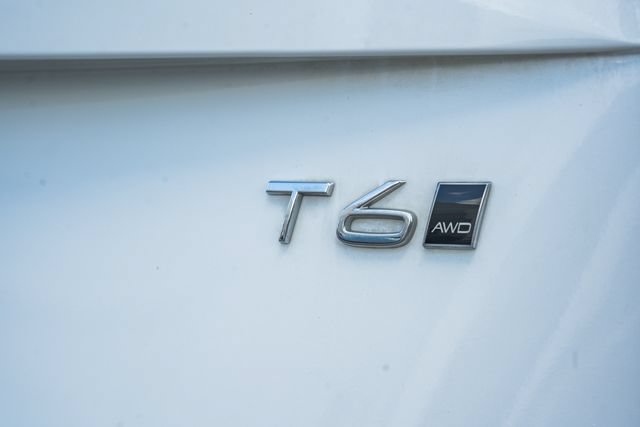 Used 2021 Volvo XC90 T6 Momentum w/ Advanced Package AWD/4WD image 9