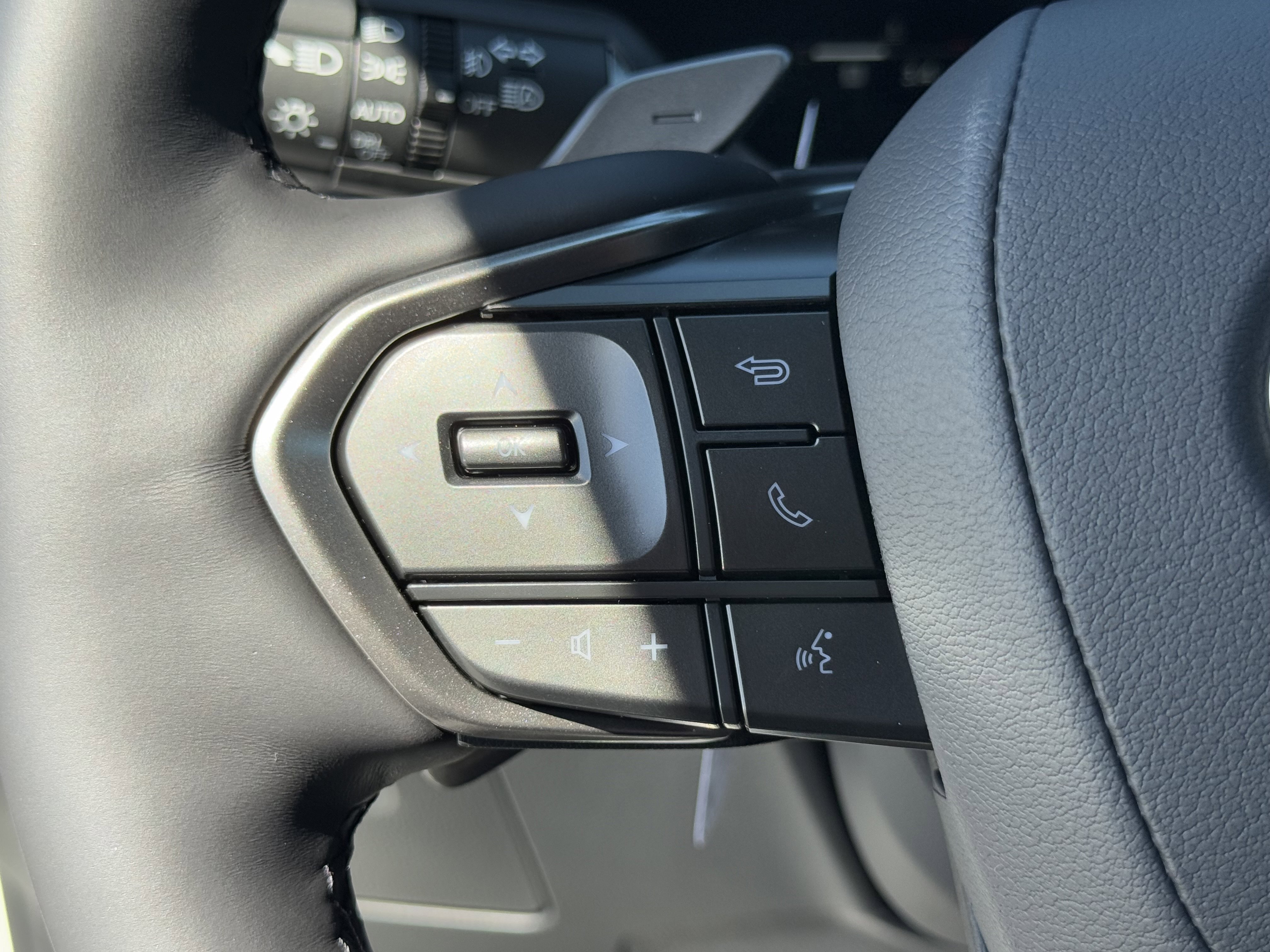 New 2026 Lexus TX 350 FWD image 22