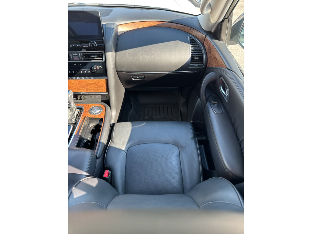 Used 2024 Nissan Armada SL w/ Captain's Chairs Package RWD image 23