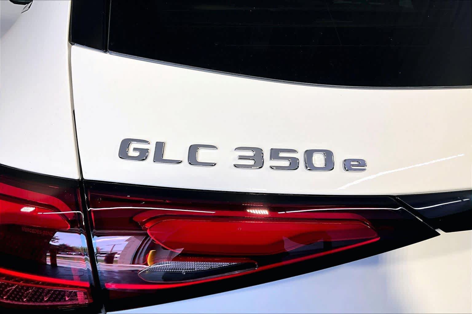 New 2027 Mercedes-Benz GLC 350e 4MATIC image 6