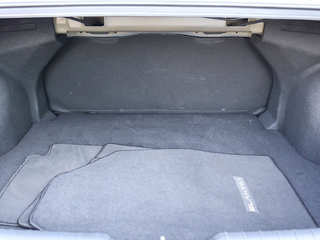 Used 2025 Hyundai Elantra Sport w/ Cargo Package image 14