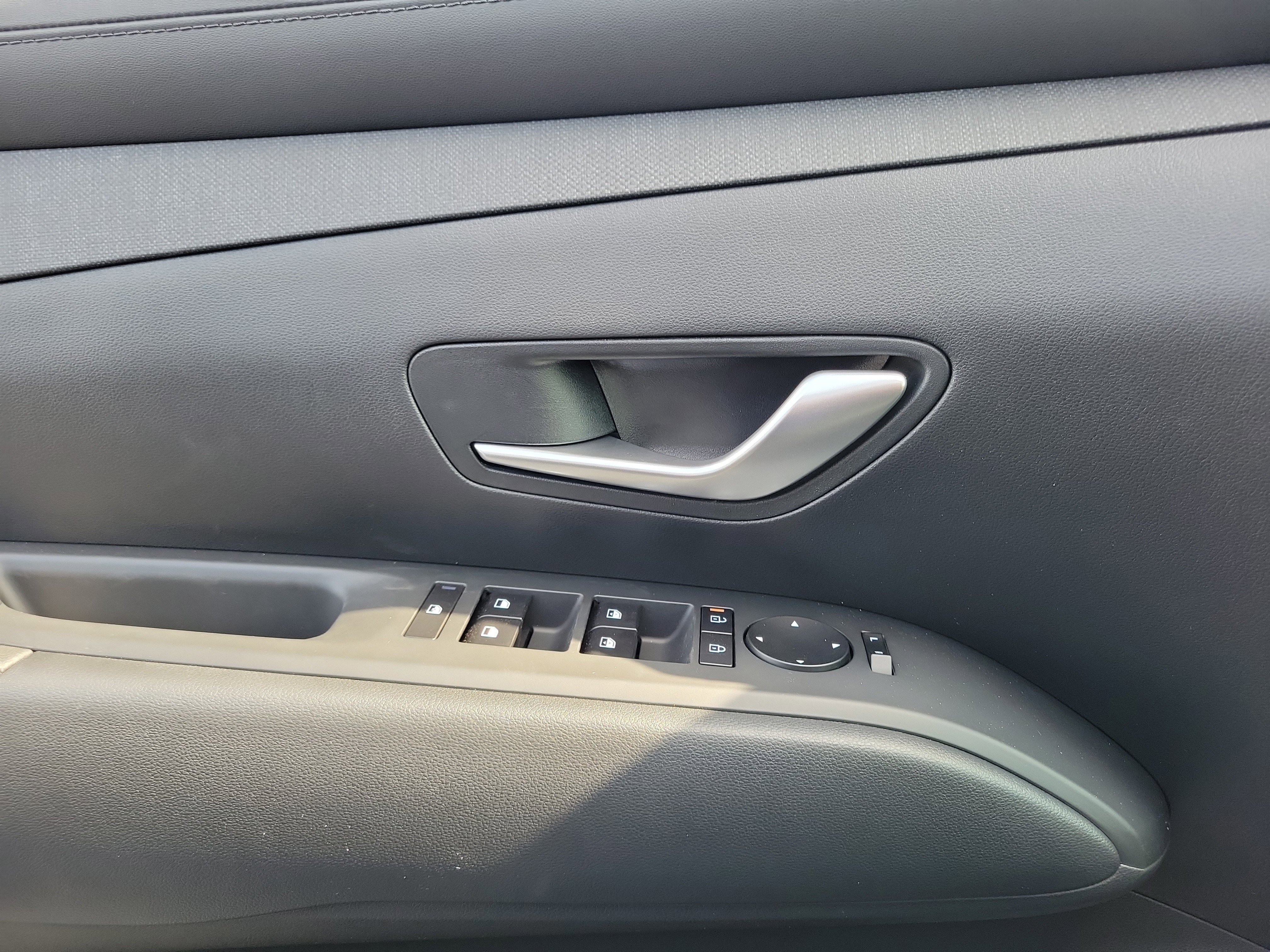 New 2025 Hyundai Tucson SEL image 13