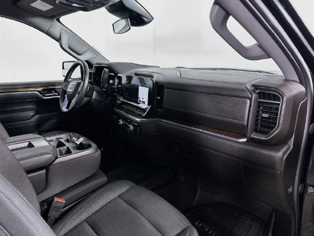 Used 2023 GMC Sierra 1500 Elevation w/ LPO, Elevation Black Package AWD/4WD image 29