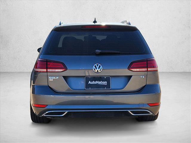 Used 2018 Volkswagen Golf SE image 6