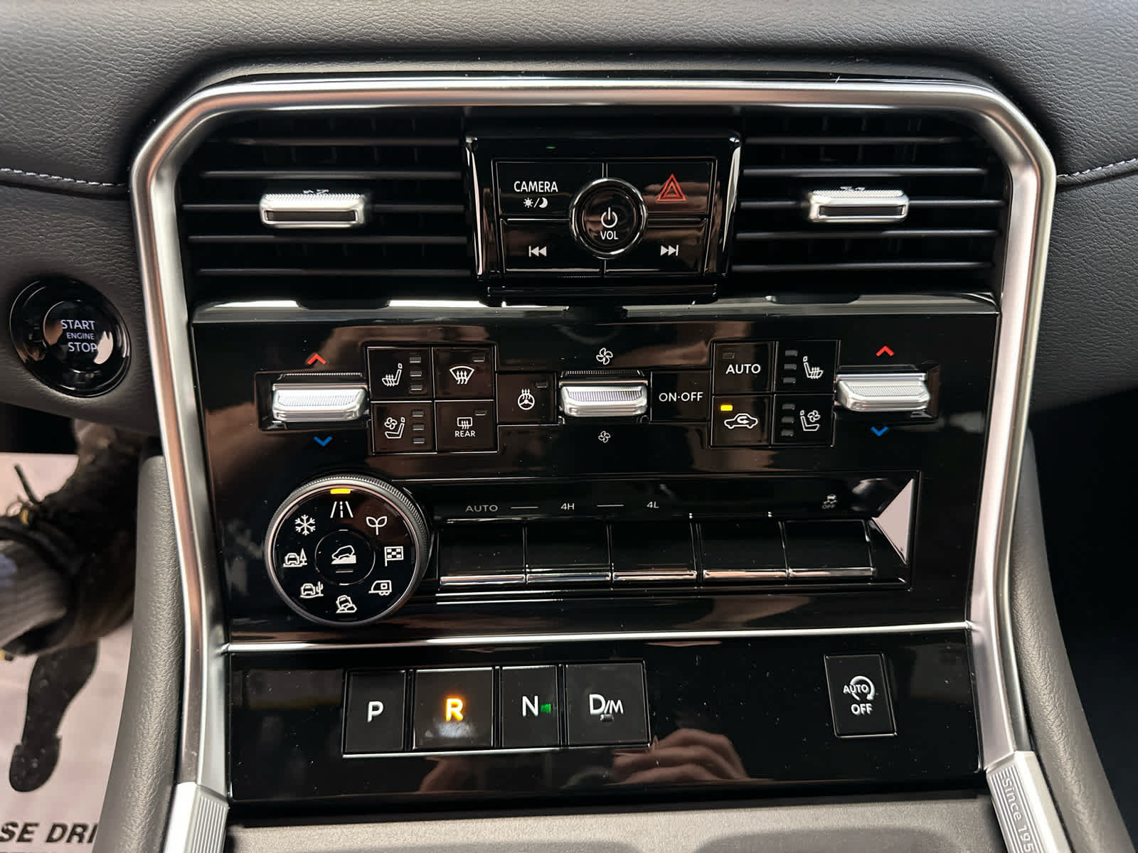 New 2026 Nissan Armada Platinum AWD/4WD image 17