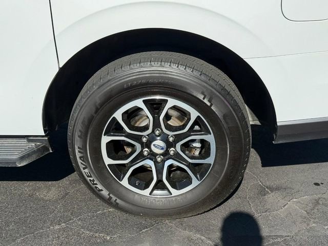 Used 2024 Ford Expedition Max XLT AWD/4WD image 4