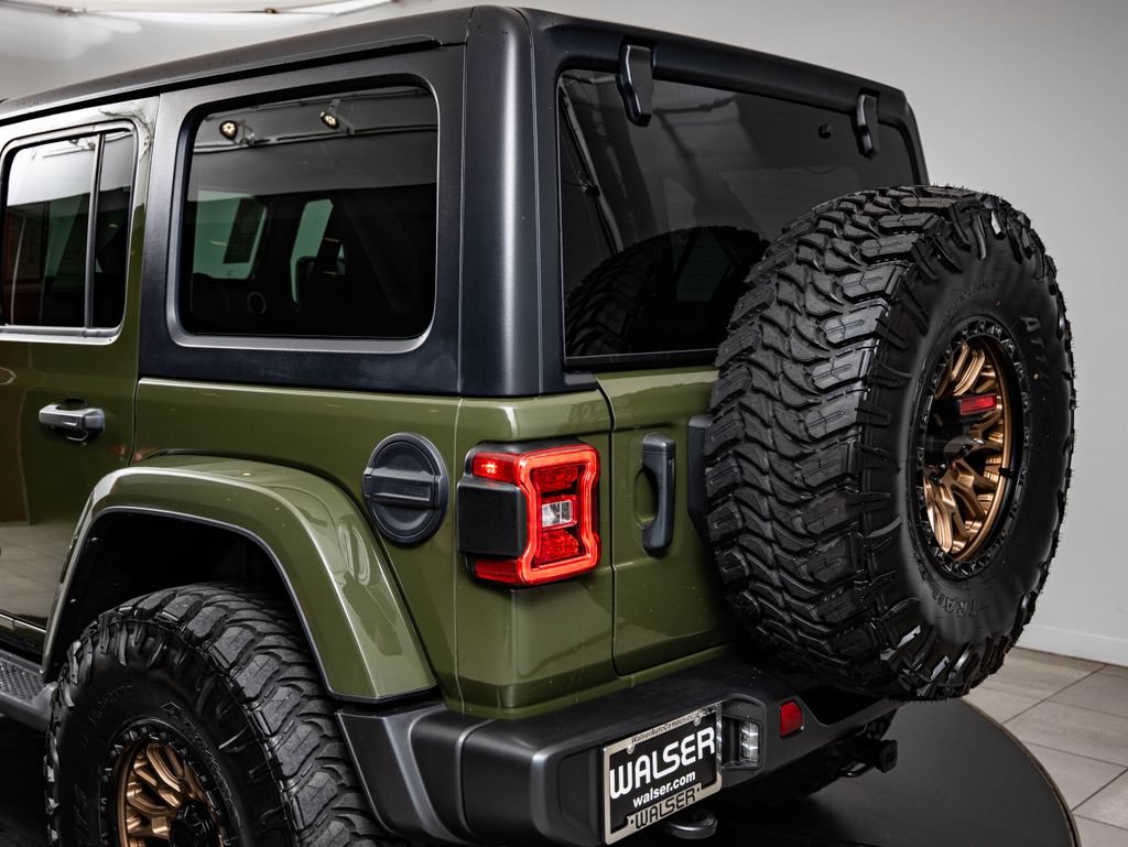 Used 2021 Jeep Wrangler Unlimited Sahara AWD/4WD image 16