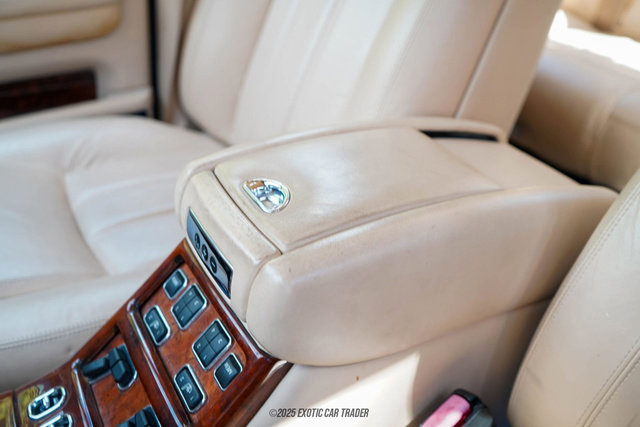 Used 2003 Bentley Arnage R image 40