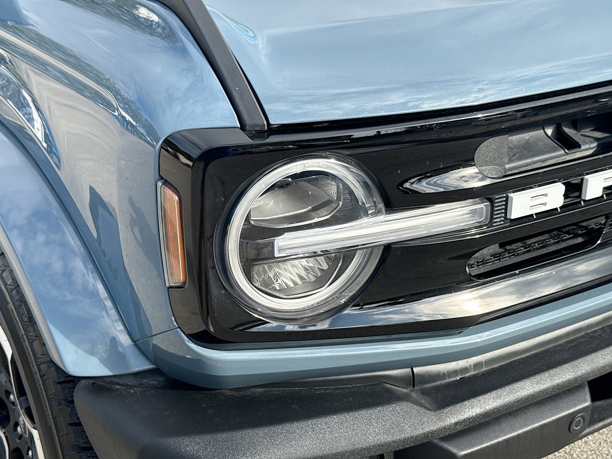 Used 2025 Ford Bronco Outer Banks image 35