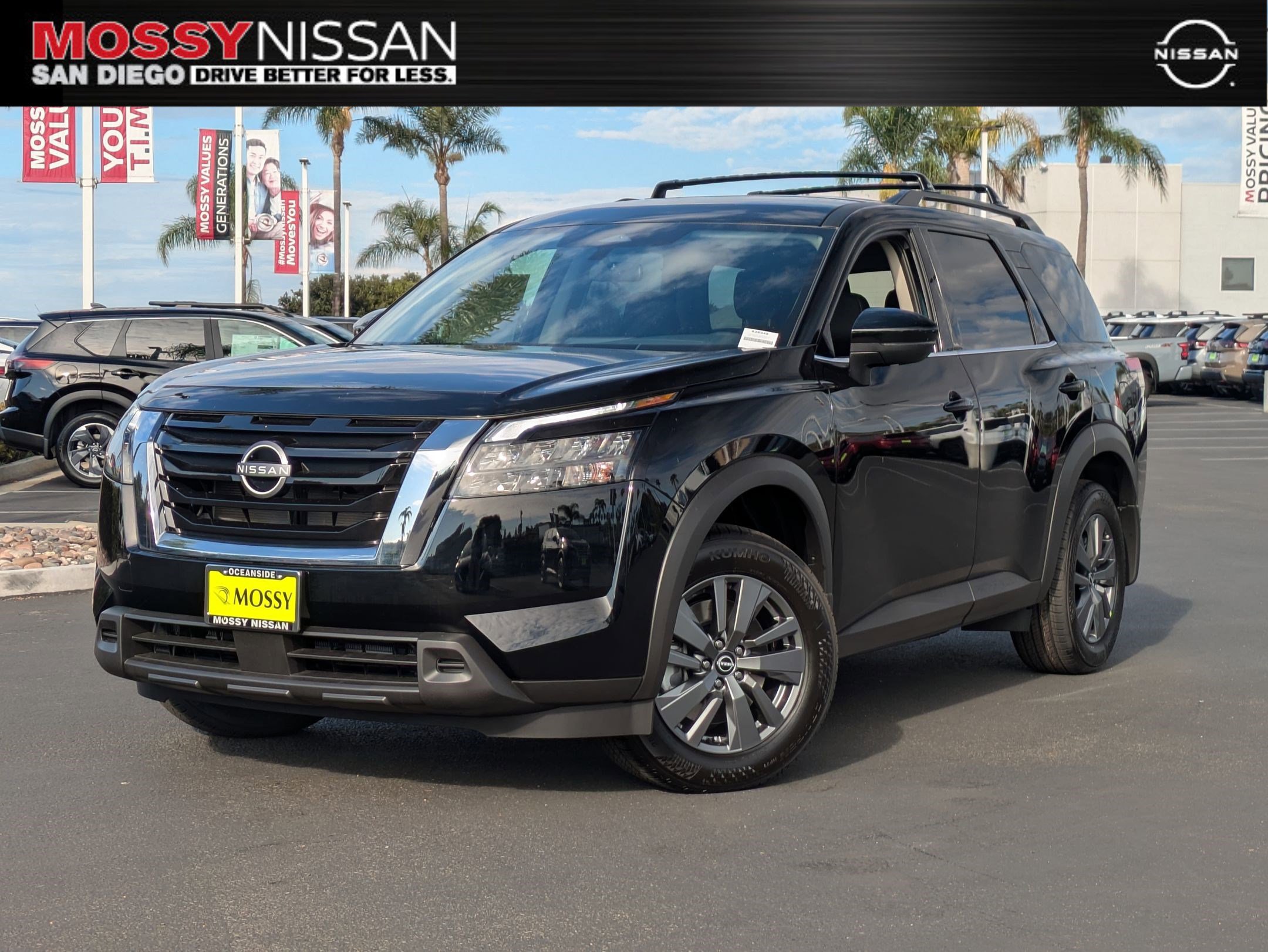 New 2025 Nissan Pathfinder SV