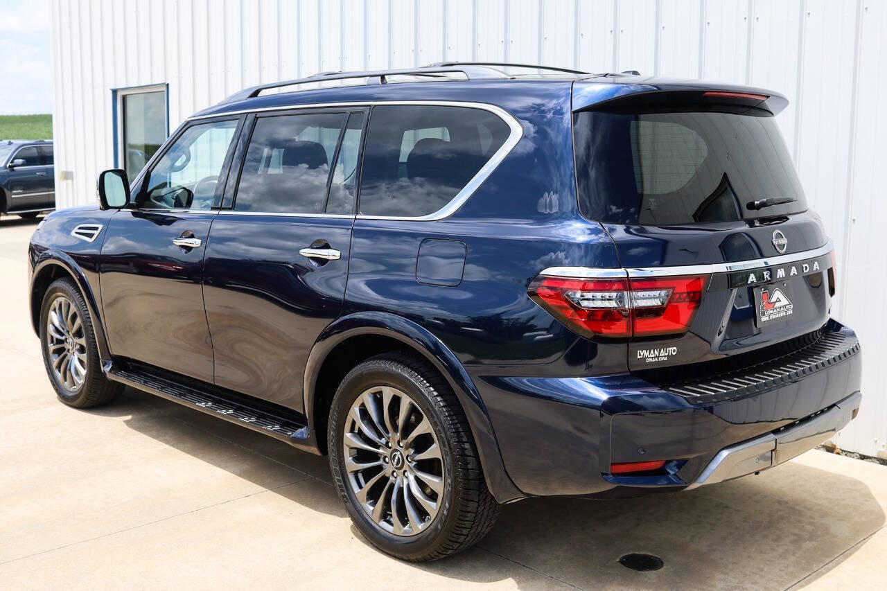 Used 2024 Nissan Armada Platinum w/ Captain's Chairs Package image 3