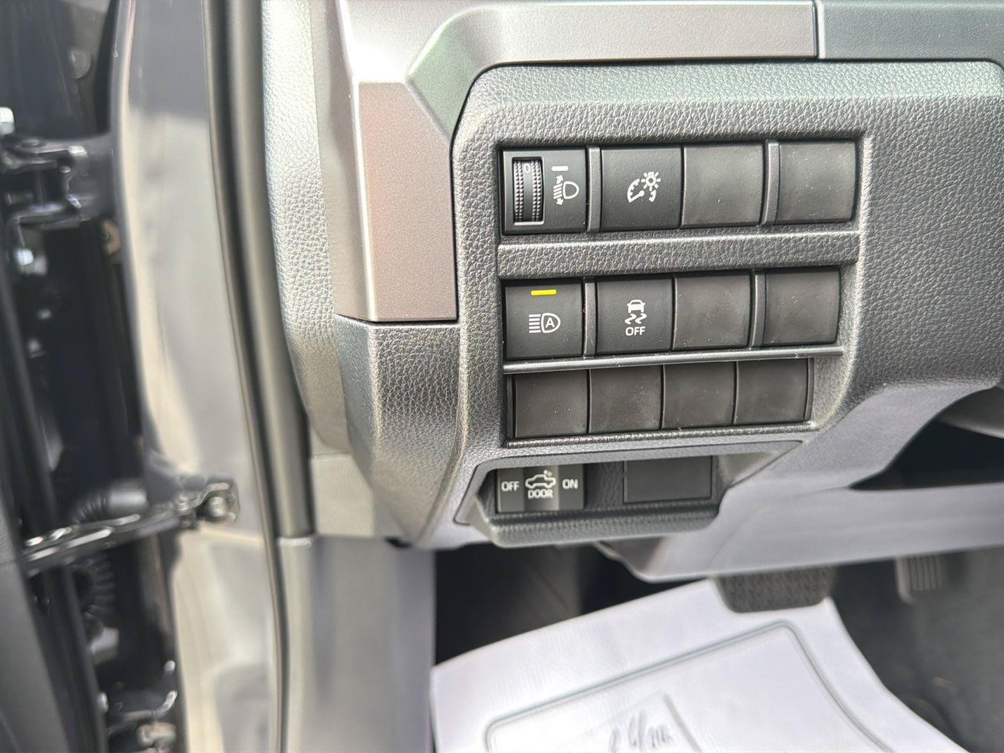 Used 2026 Toyota Tacoma SR5 AWD/4WD image 18