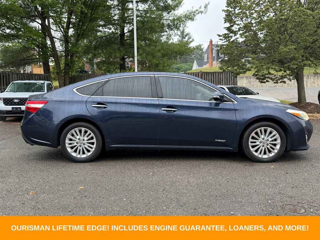Used 2014 Toyota Avalon Limited w/ Technology Package FWD image 9