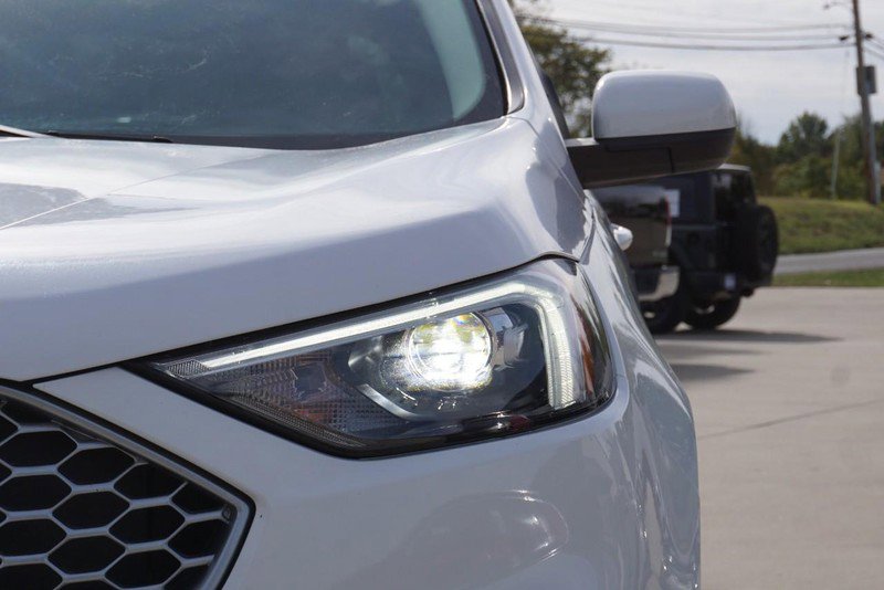Used 2024 Ford Edge SEL image 10