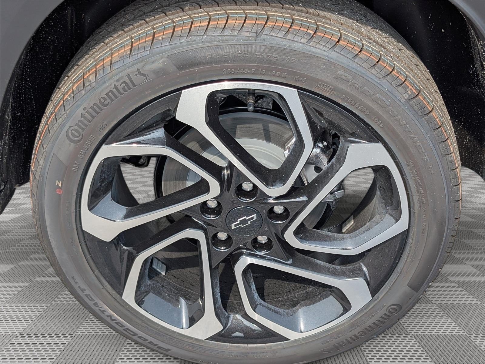 New 2026 Chevrolet Trax RS w/ Driver Confidence Package FWD image 7