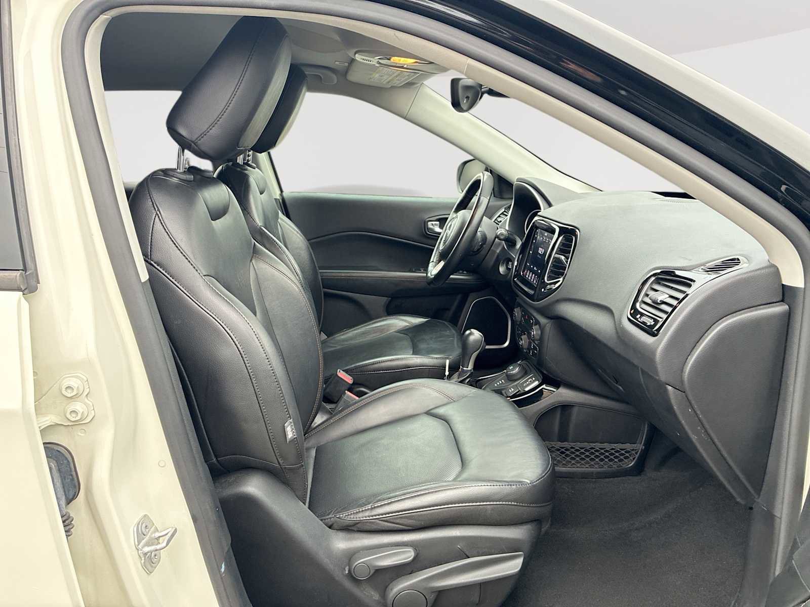 Used 2018 Jeep Compass Limited w/ Safe & Security Group image 27