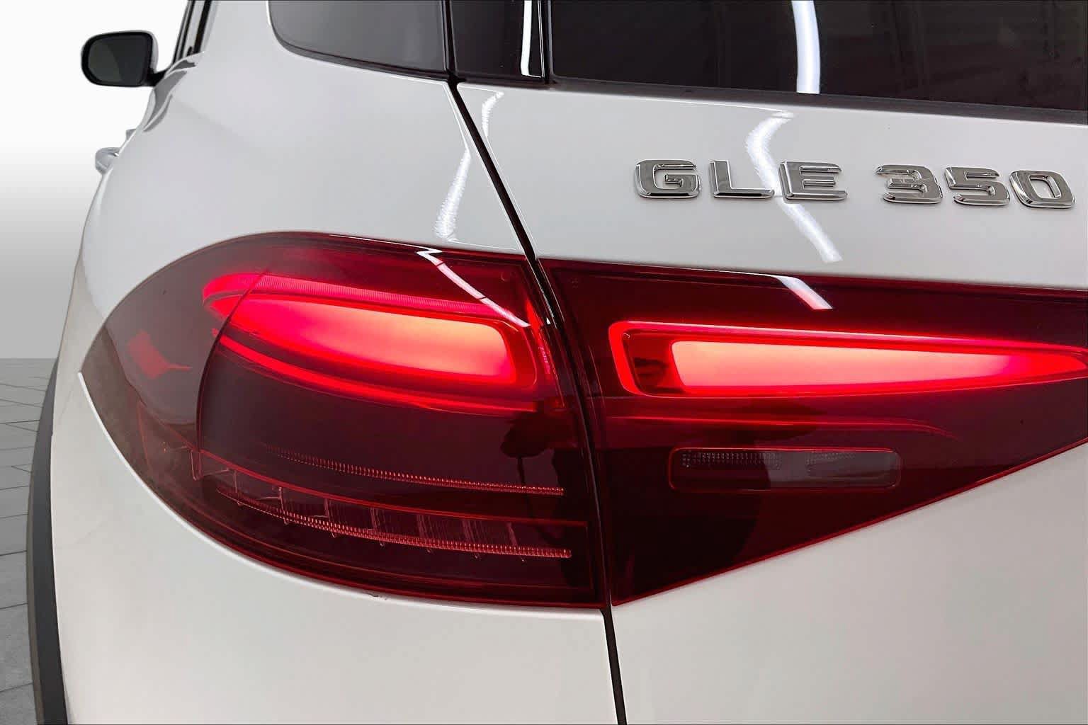 Used 2025 Mercedes-Benz GLE 350 4MATIC image 28
