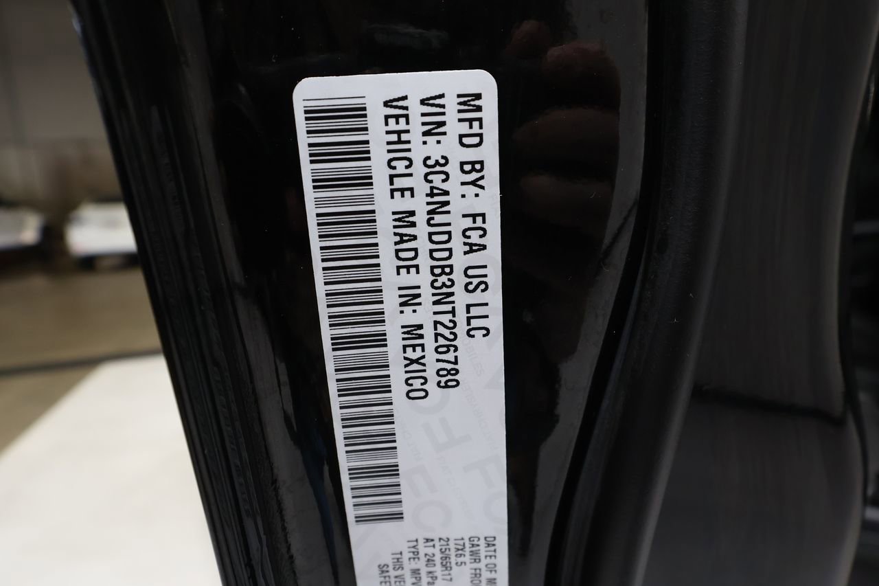 Used 2022 Jeep Compass Trailhawk w/ Trailhawk Elite Group image 34