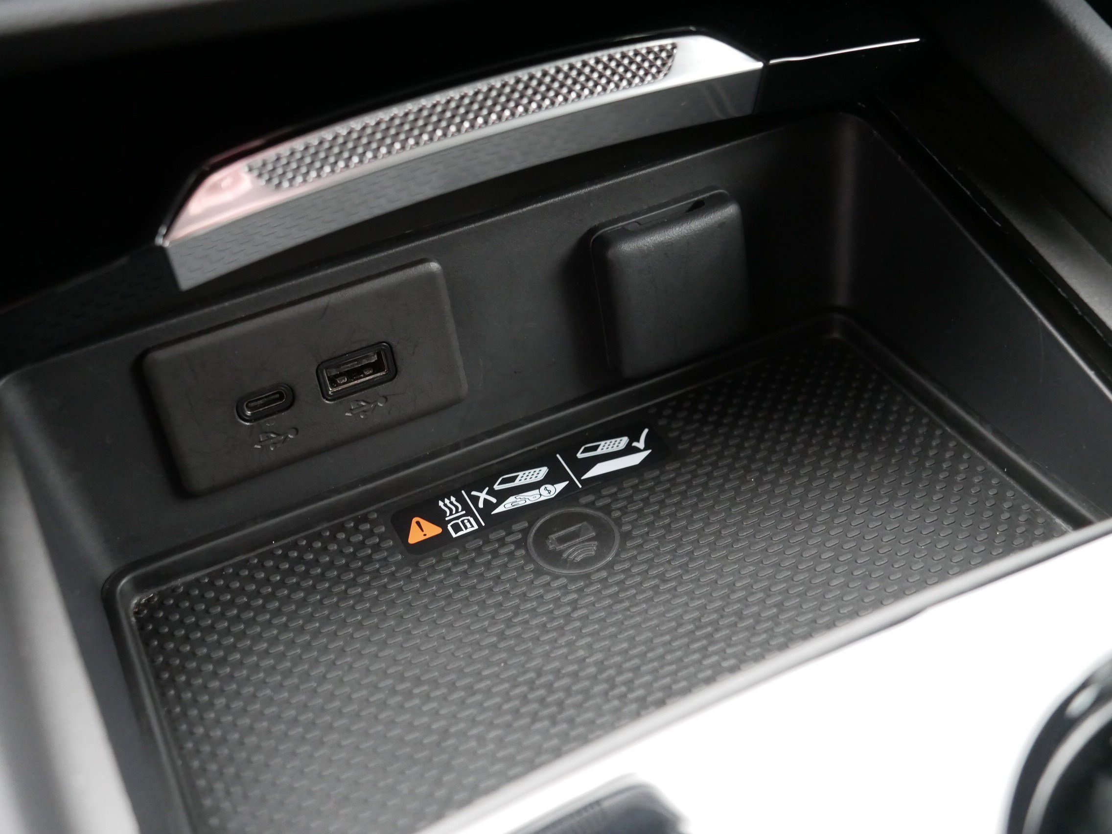 Certified 2025 Buick Envision Preferred image 35