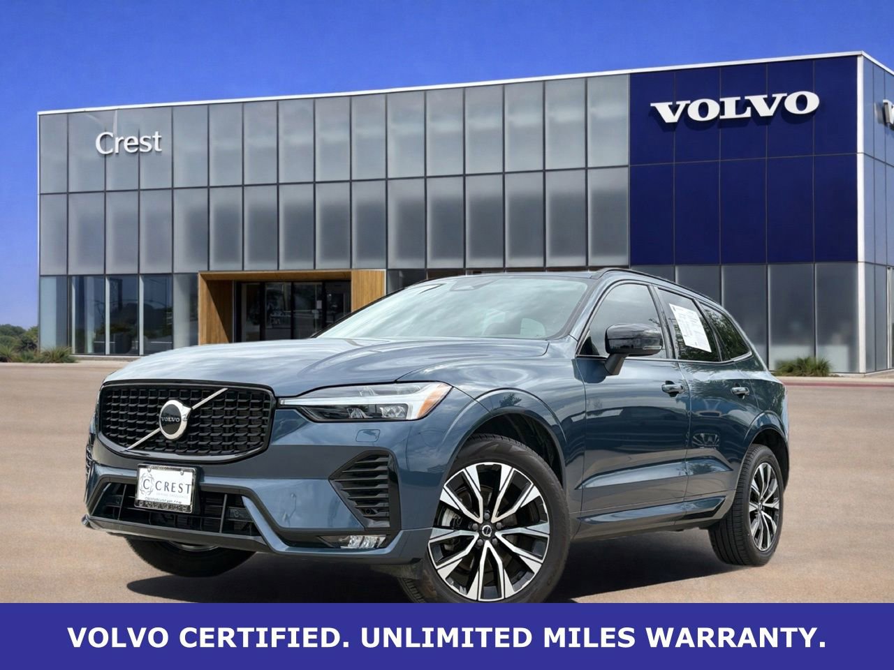 Certified 2025 Volvo XC60 B5 Core AWD/4WD image 1