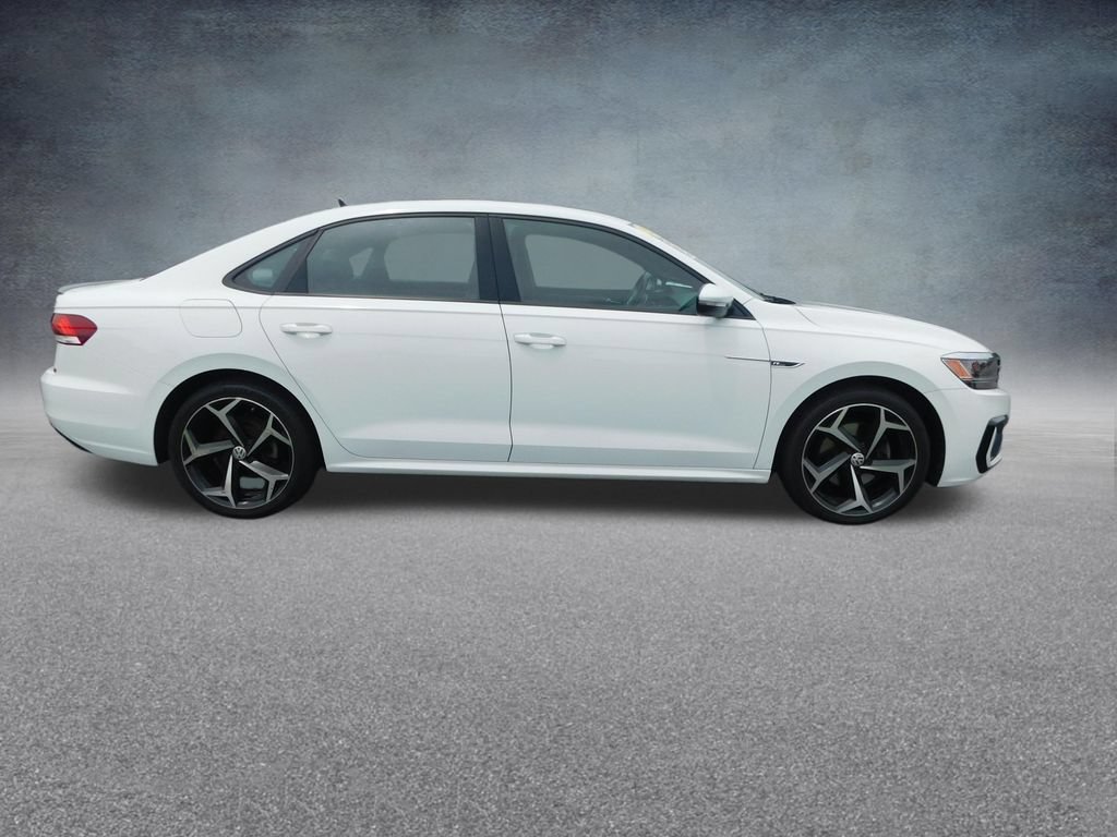 Used 2021 Volkswagen Passat 2.0T R-Line FWD image 2