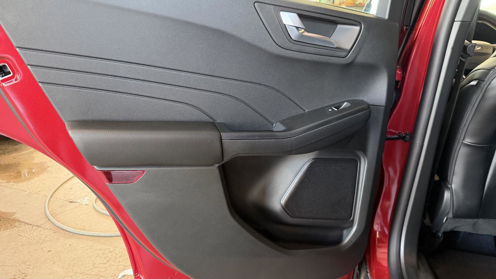 New 2026 Ford Escape ST-Line w/ Tech Pack #1 image 17