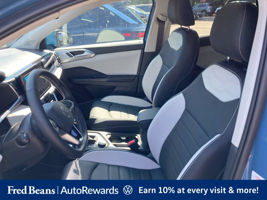New 2026 Volkswagen Taos SEL AWD/4WD image 14
