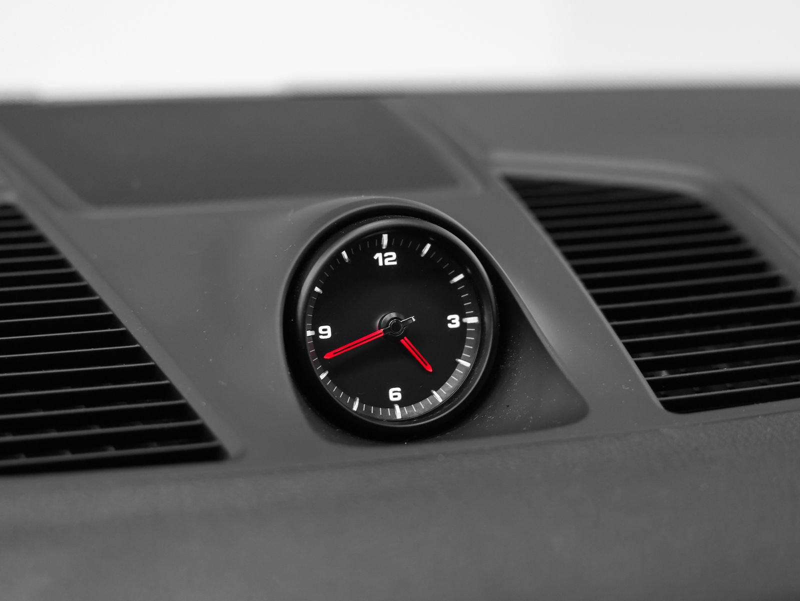 Certified 2019 Porsche Cayenne image 34