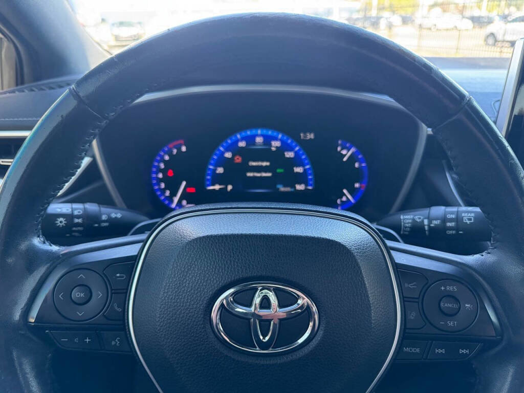 Used 2019 Toyota Corolla XSE image 16