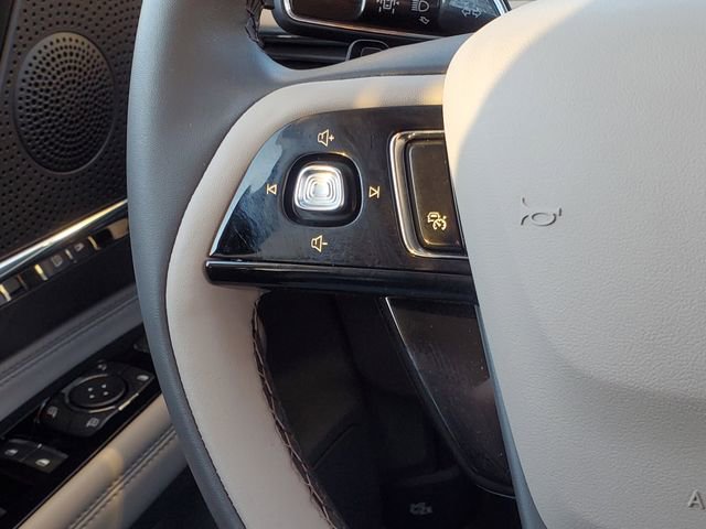 Certified 2024 Lincoln Corsair AWD w/ Equipment Group 101A image 15
