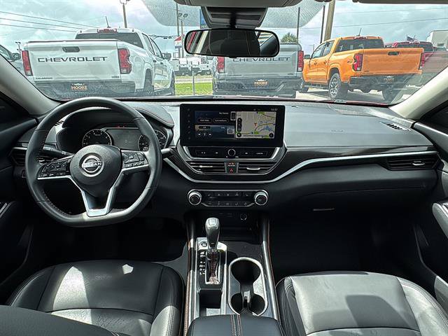 Used 2023 Nissan Altima 2.5 SR w/ SR Premium Package FWD image 20