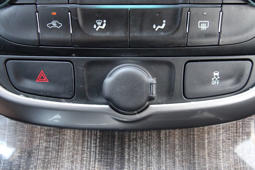 Used 2015 Chevrolet Malibu LT w/ Power Convenience Package FWD image 24