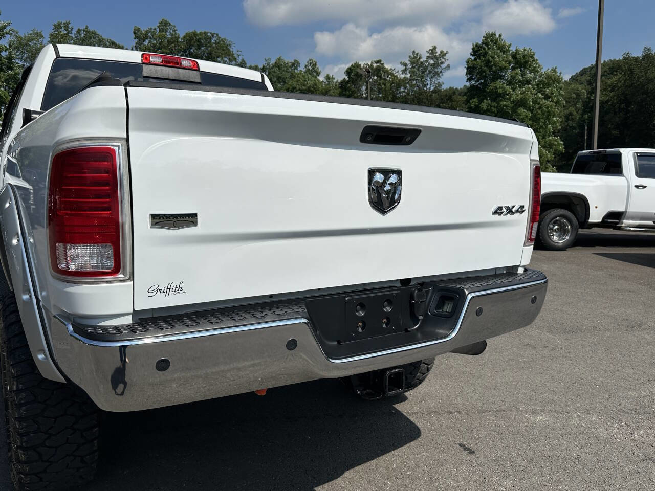 Used 2015 RAM 2500 Laramie w/ Convenience Group image 5