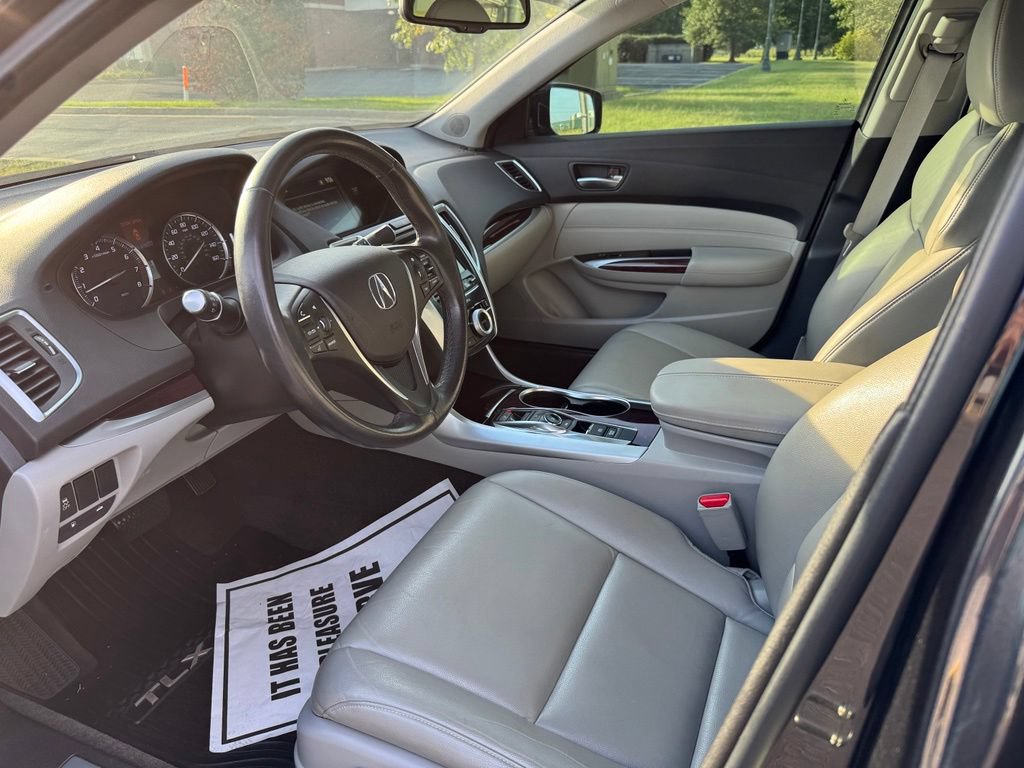 Used 2015 Acura TLX V6 FWD image 11