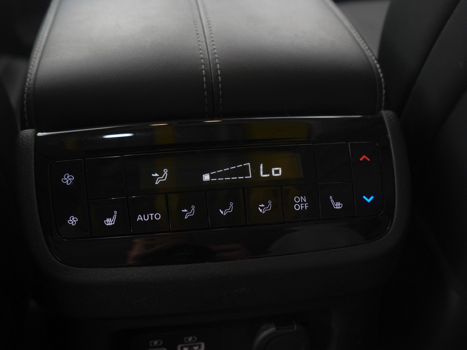Used 2023 INFINITI QX60 Luxe image 24