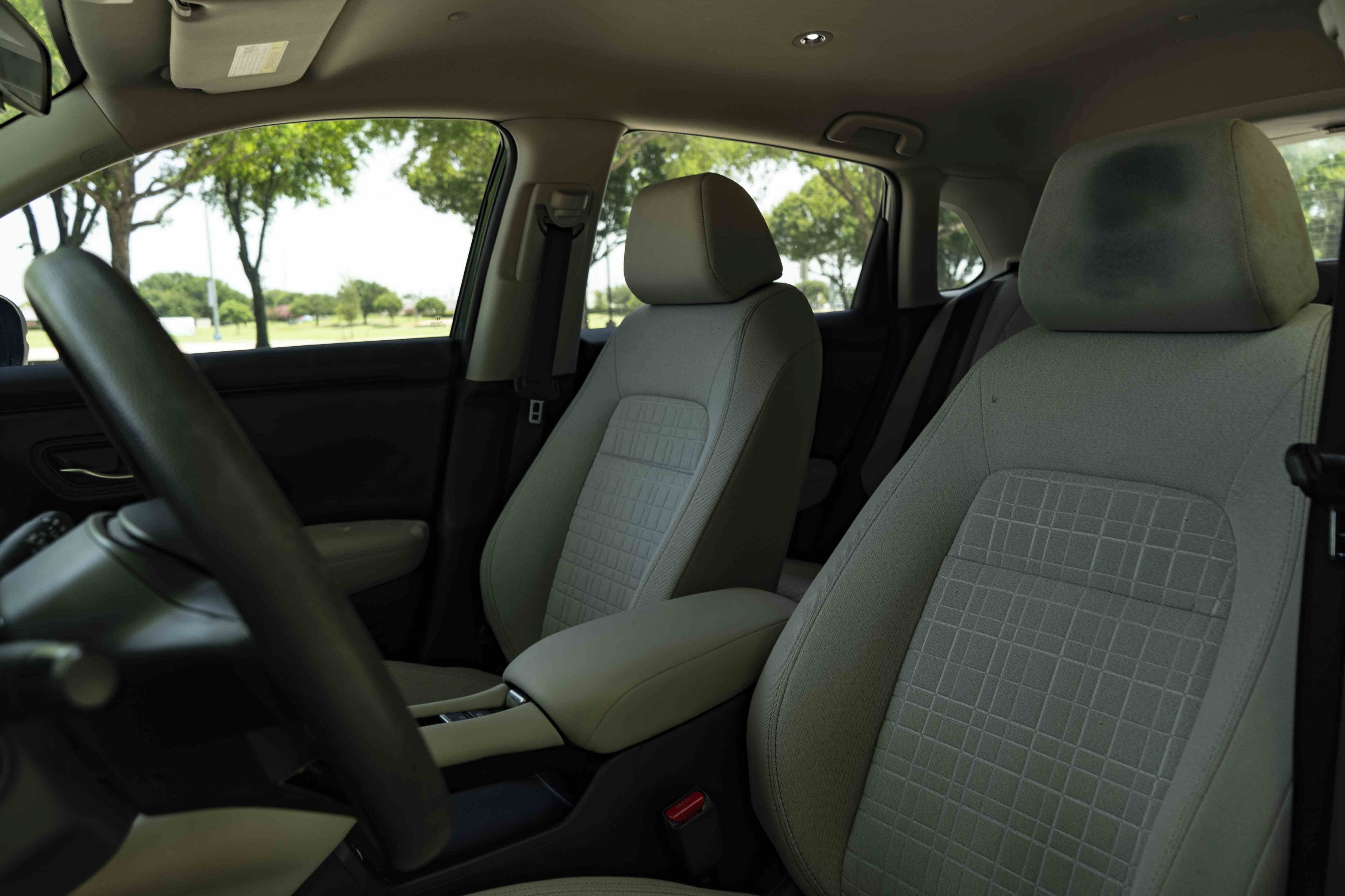 Used 2023 Honda HR-V LX image 17