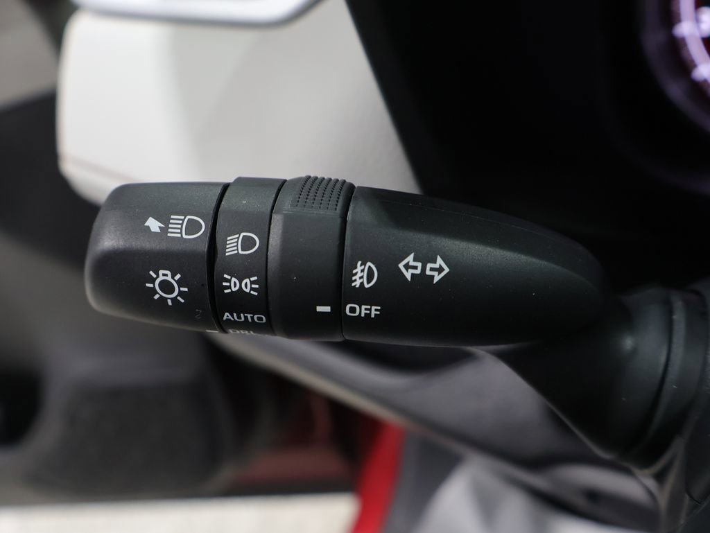 Used 2025 Toyota RAV4 XLE Premium w/ Weather Package image 40