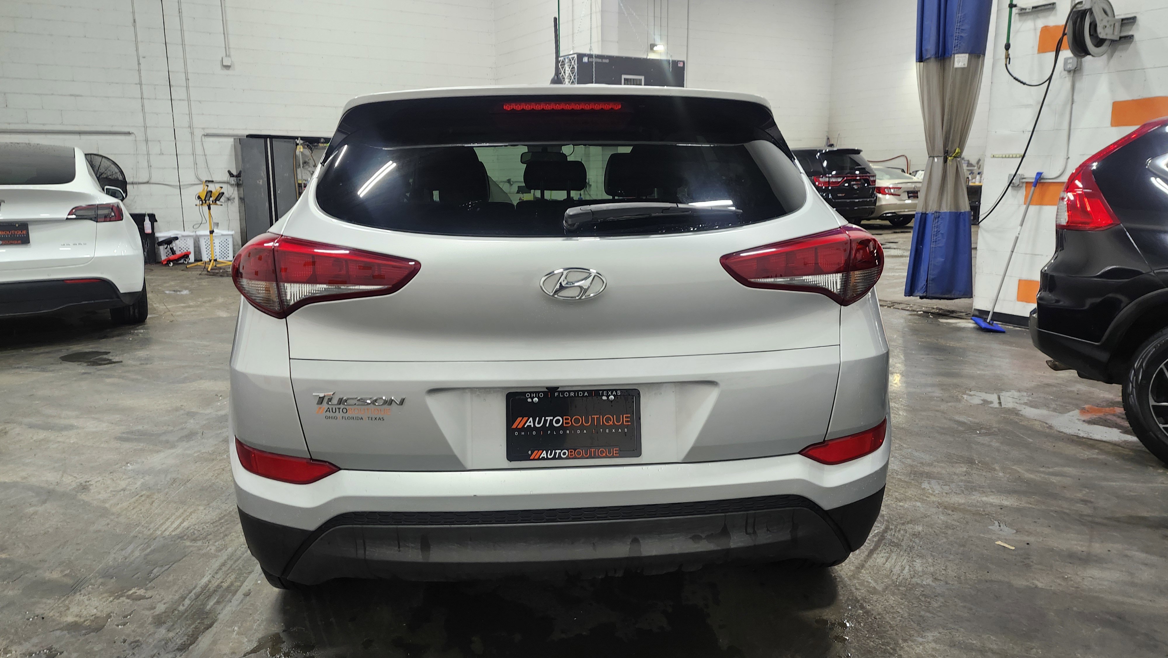 Used 2018 Hyundai Tucson SE w/ Cargo Package image 13