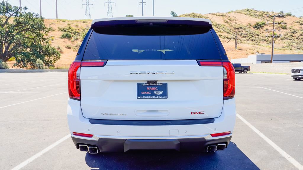 New 2026 GMC Yukon XL Denali w/ Denali Reserve Package AWD/4WD image 7