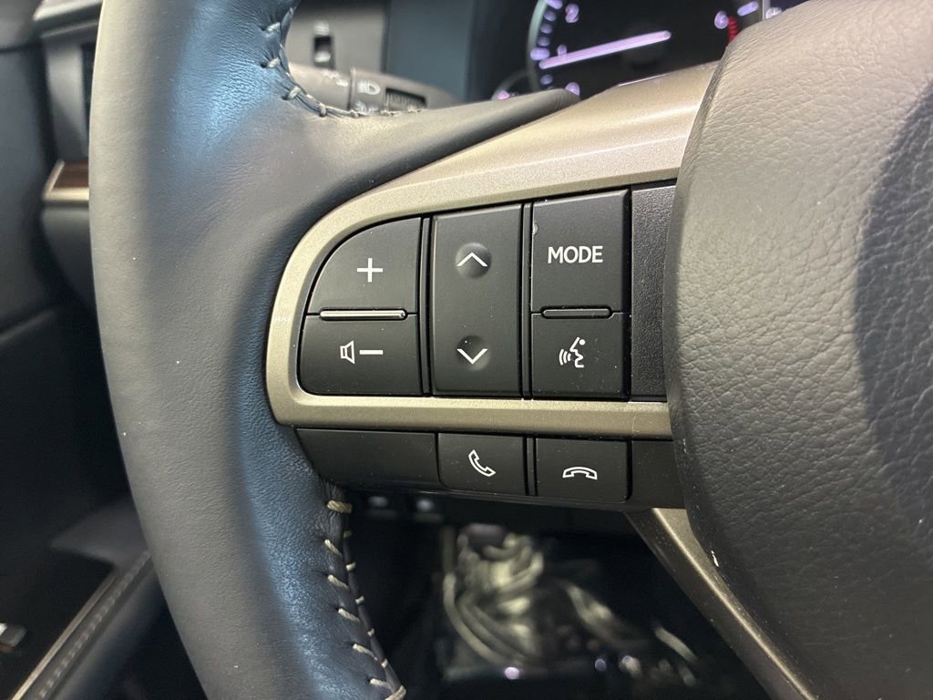 Used 2016 Lexus ES 350 350 LUXURY/SAFETY+/SMART CRUIS w/ Luxury Package w/Wood Trim image 23