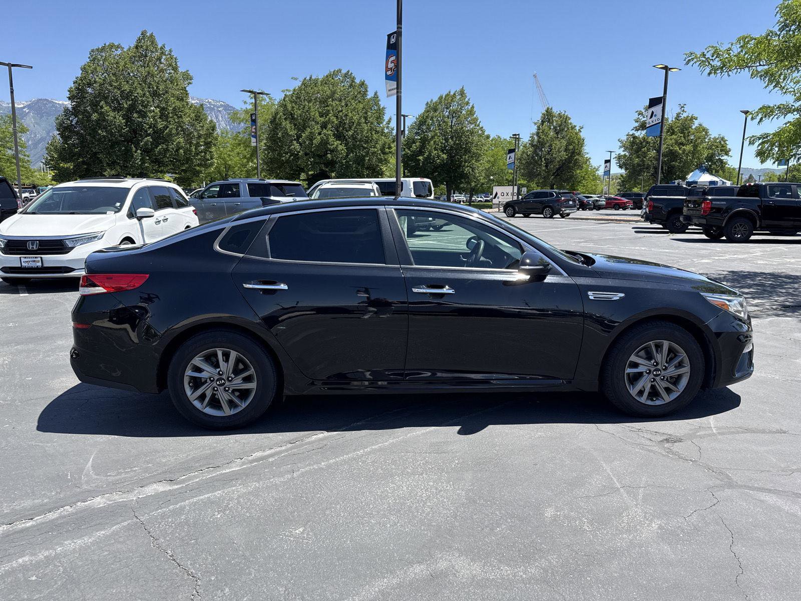 Used 2019 Kia Optima LX FWD image 5